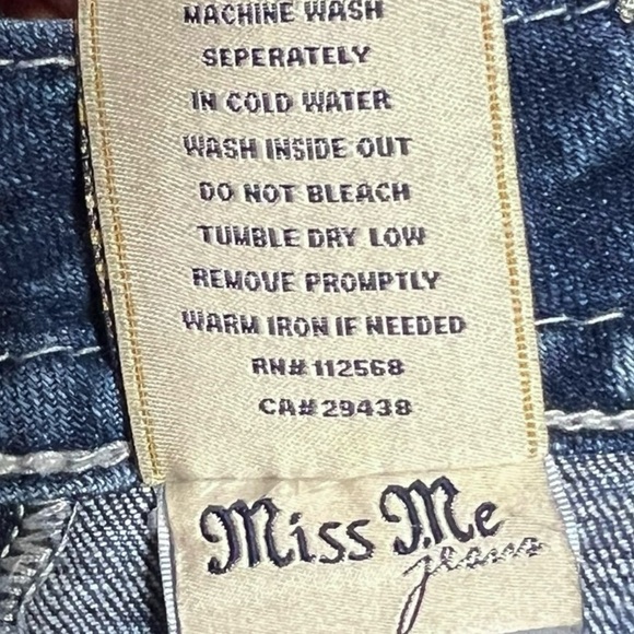 🌻Y2K Miss Me Fleur de Lis Boot Jeans (Buckle Collab) | Women's Size 27 - Picture 9 of 9